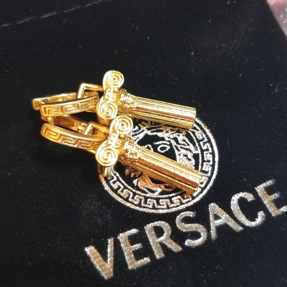 DO NOT BUY , ONLY FOR M Versace Night & Day Huggie Column Earrings - Picture 4 of 8